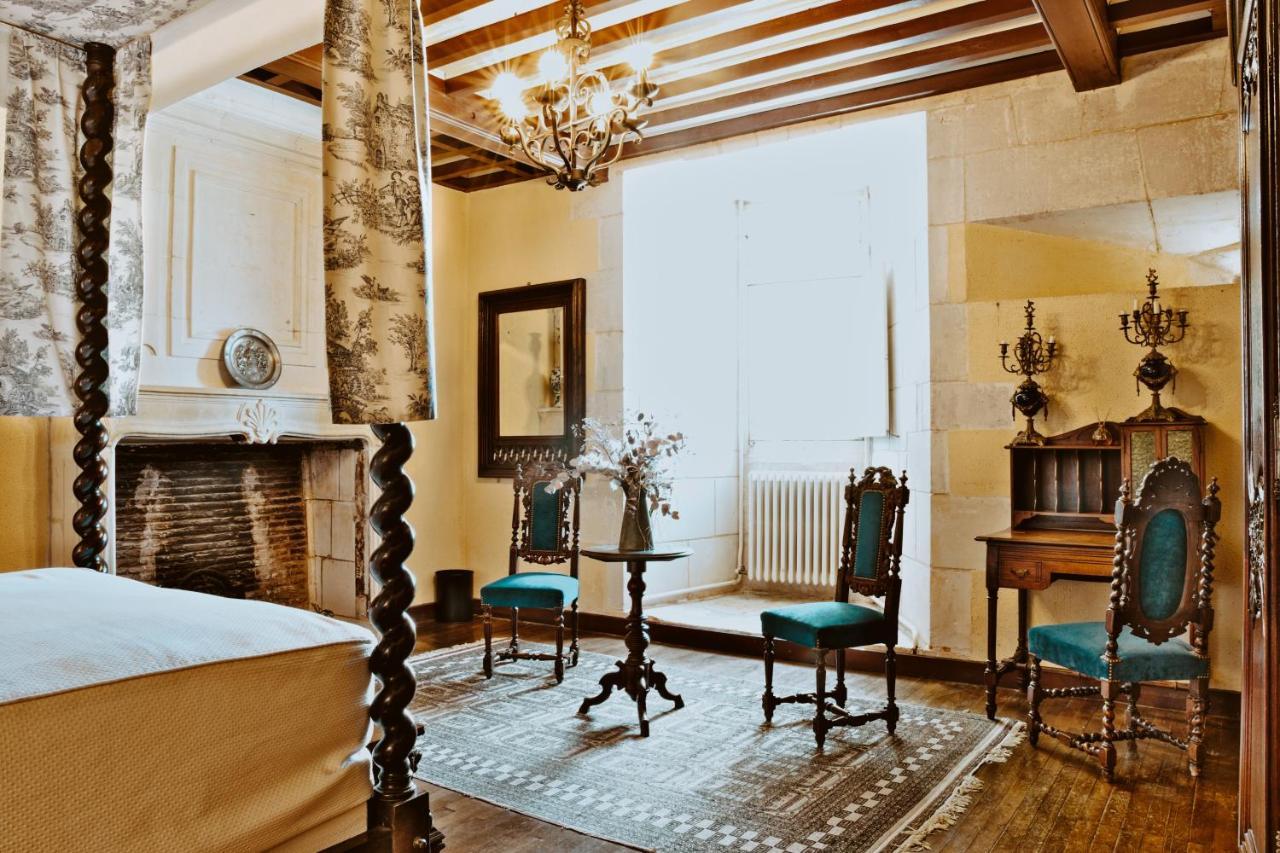 Chateau De Crazannes Екстериор снимка