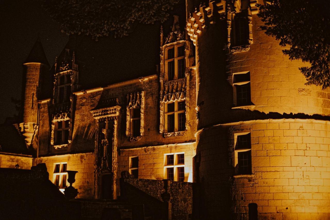 Chateau De Crazannes Екстериор снимка