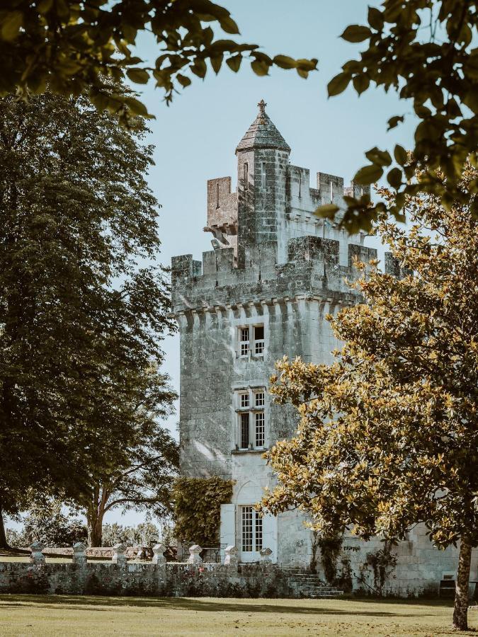 Chateau De Crazannes Екстериор снимка